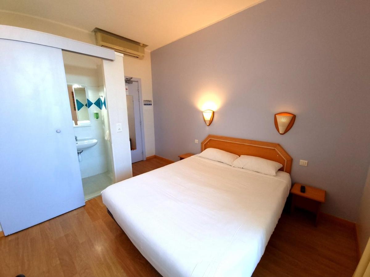 Hotel Sole Mare Calvi  Exterior photo